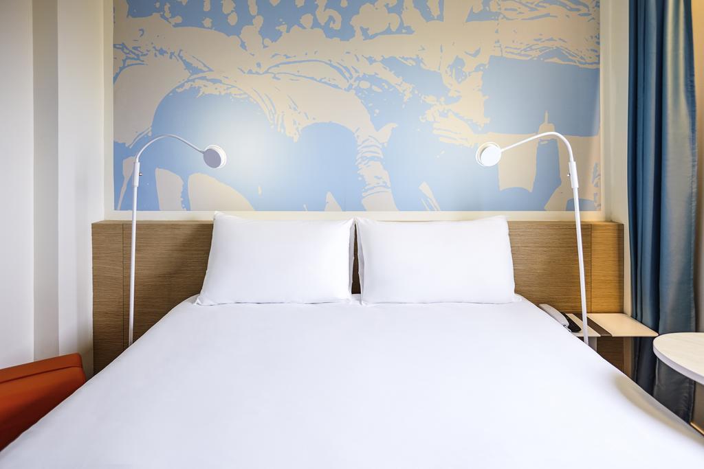 Suite Familiar Estándar con 1 cama doble y sofá